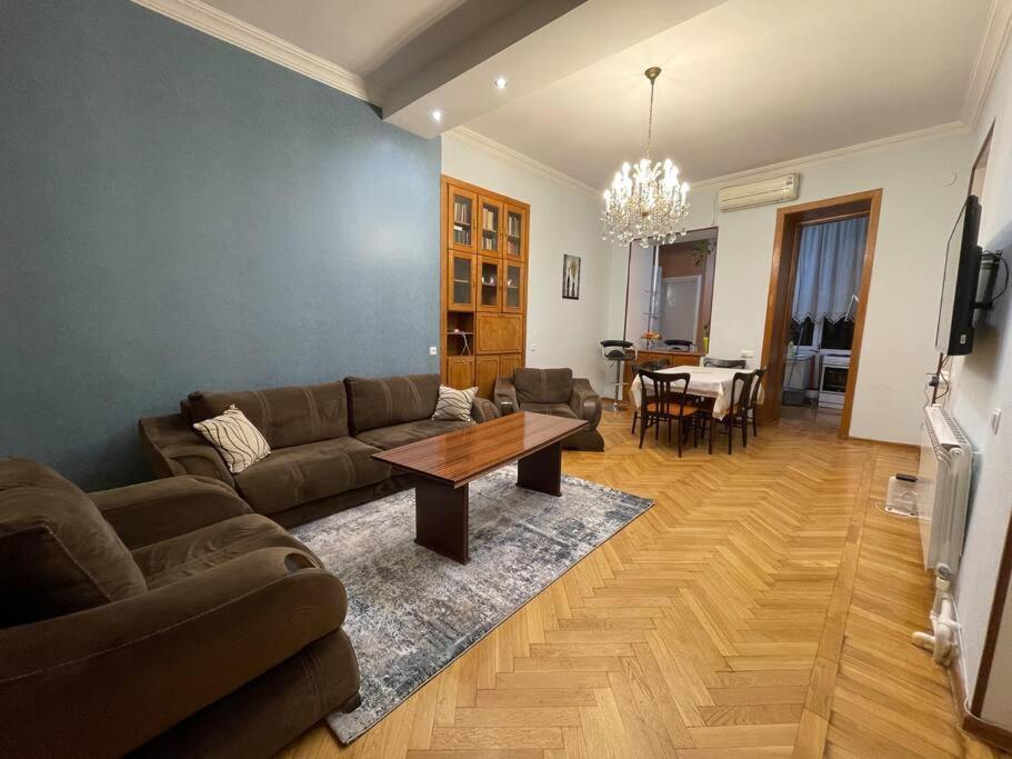 House In Old Tbilisi Apartment Luaran gambar